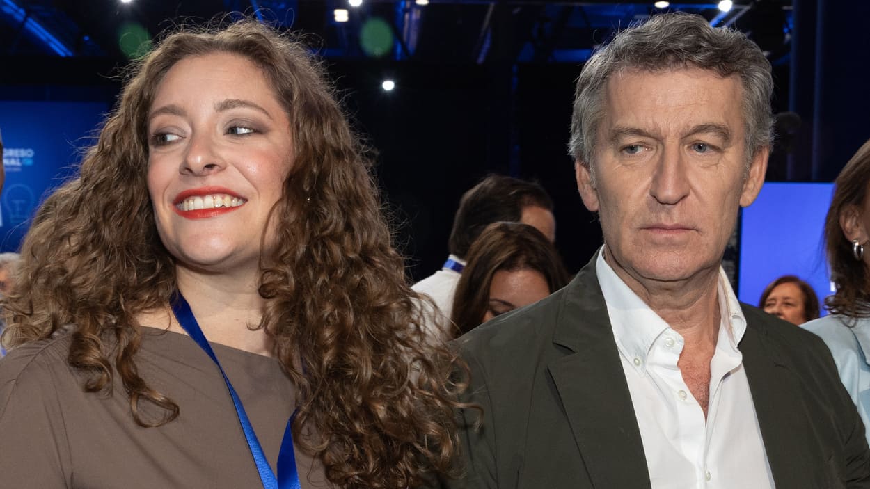 La portavoz del PP en el Congreso, Ester Muñoz, y el presidente del PP, Alberto Núñez Feijóo. EP.