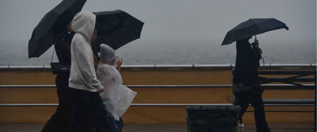 La AEMET anuncia la entrada de un frente atlántico que descargará tormentas este domingo