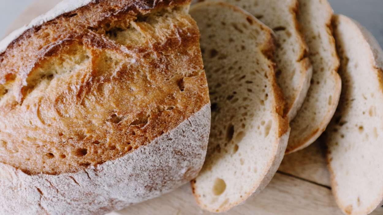 Ni suelto ni en una bolsa: ¿cuál es la forma correcta de conservar el pan en el congelador?