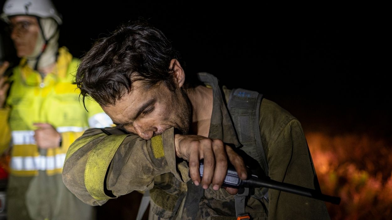 Un bombero forestal en Argayo, Castilla y León. EP 