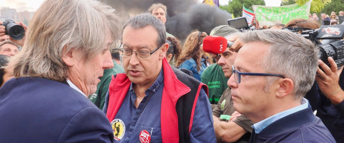 Carlos Martínez acusa a Mañueco de "cinismo y soledad política" tras su defensa de la gestión de los incendios