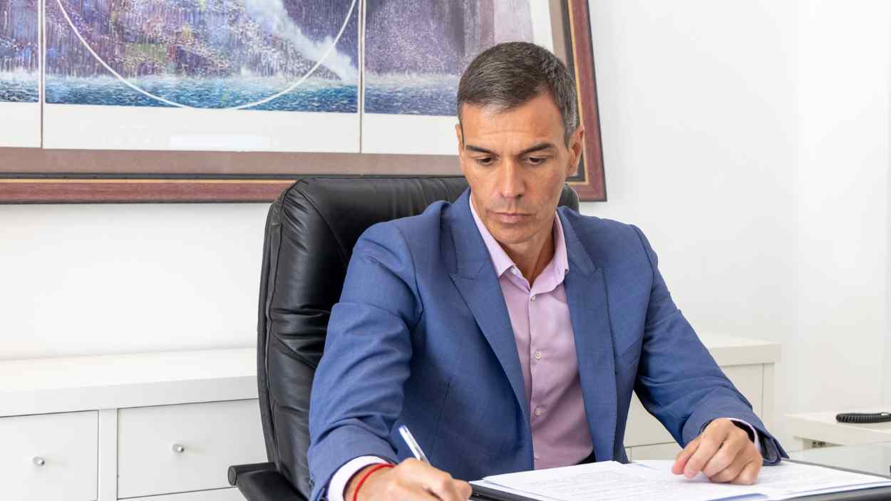 Sánchez refuerza la Ley de Dependencia. EP