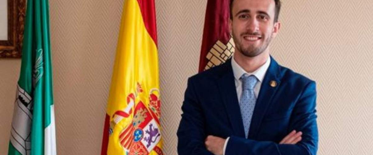 Un concejal del PP de Fuensalida (Toledo) insulta a la oposición durante un pleno Un concejal del PP de Fuensalida (Toledo) insulta a la oposición durante un pleno