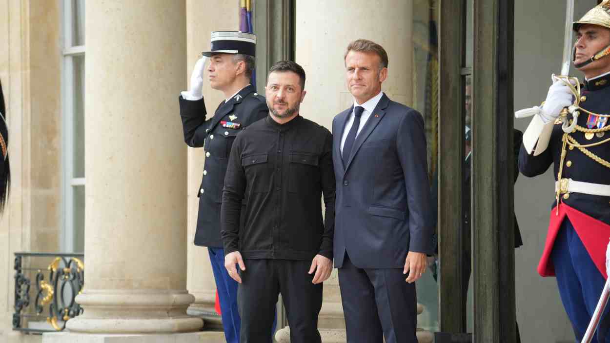 Volodímir Zelenski y Emmanuel Macron en París. EP