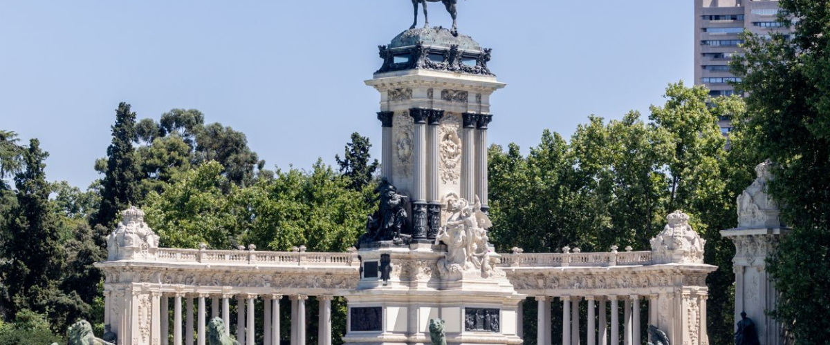El Gobierno de Almeida, 'suspenso' en planes de accesibilidad en el Retiro: "Sus promesas son papel mojado"