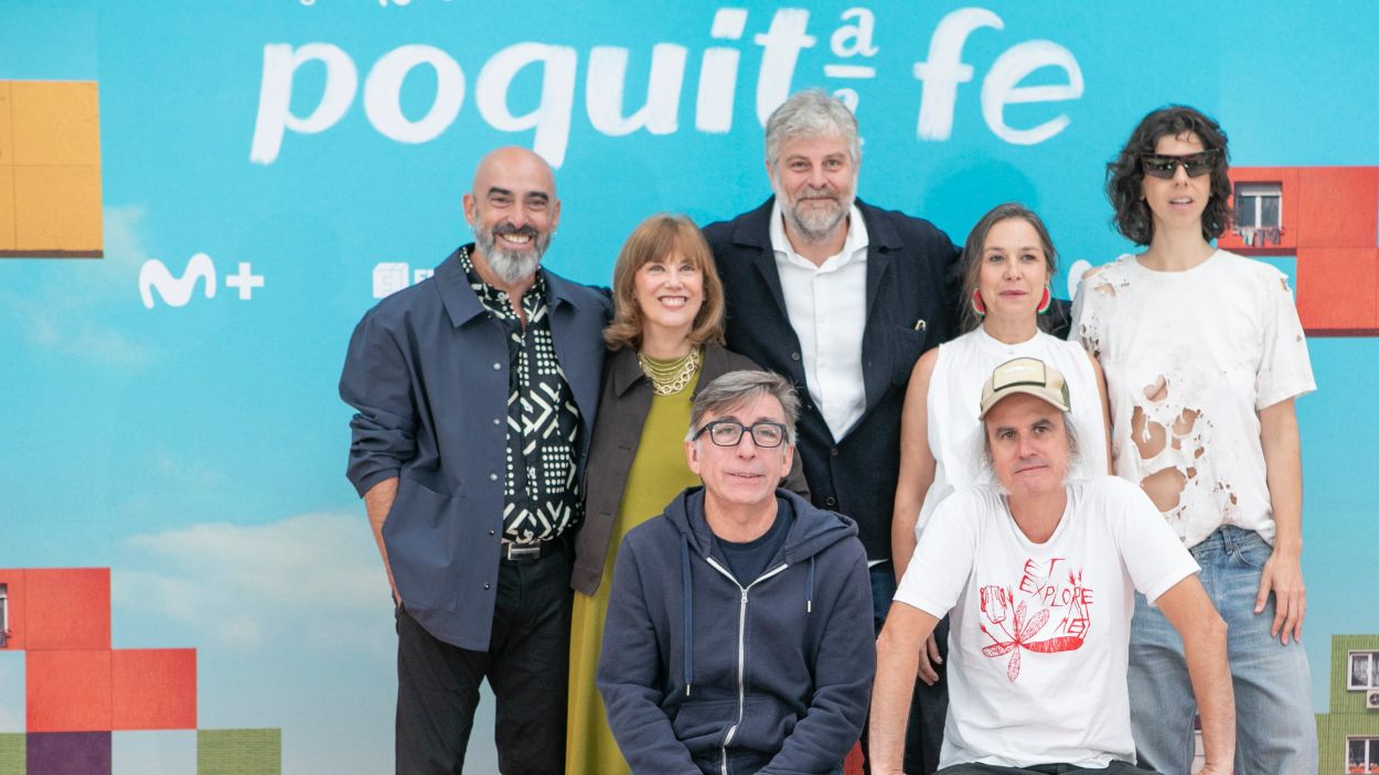 Raúl Cimas y el elenco de 'Poquita fe' (Movistar Plus+) en el FesTVal