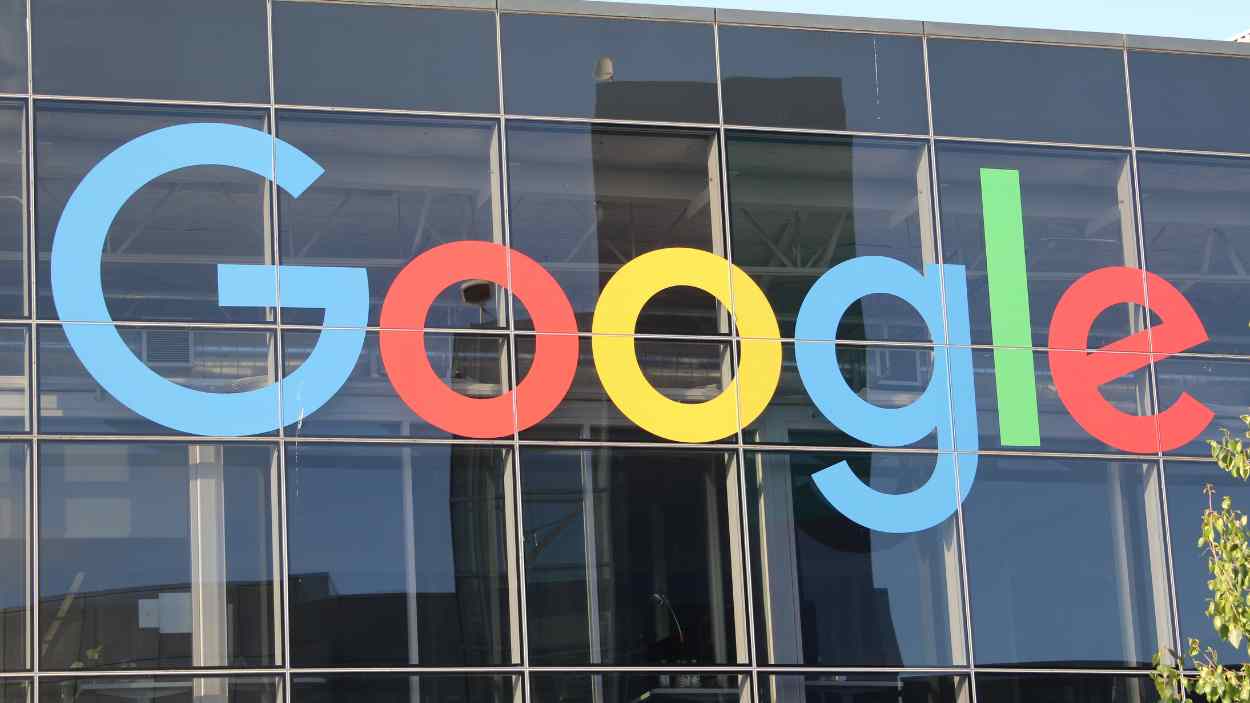 Bruselas multa a Google. EP