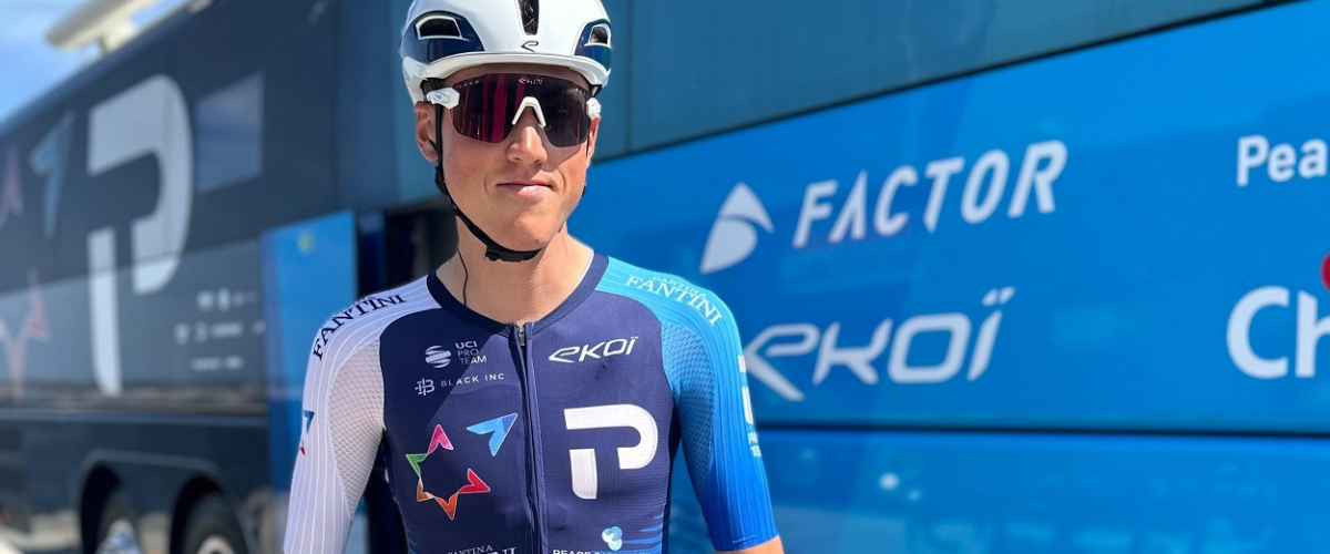 El equipo Premier-Tech de La Vuelta Ciclista elimina la palabra 'Israel' de su maillot