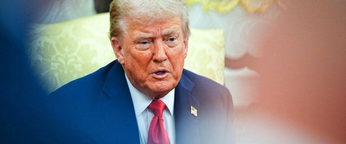 El gobernador de Illinois tilda de "dictador" a Trump tras amenazar con desplegar tropas en Chicago