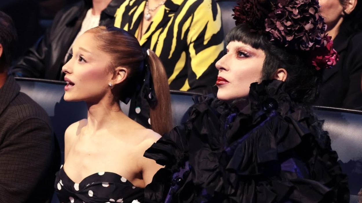 Ariana Grande y Lady Gaga en los MTV VMA. @mtv.
