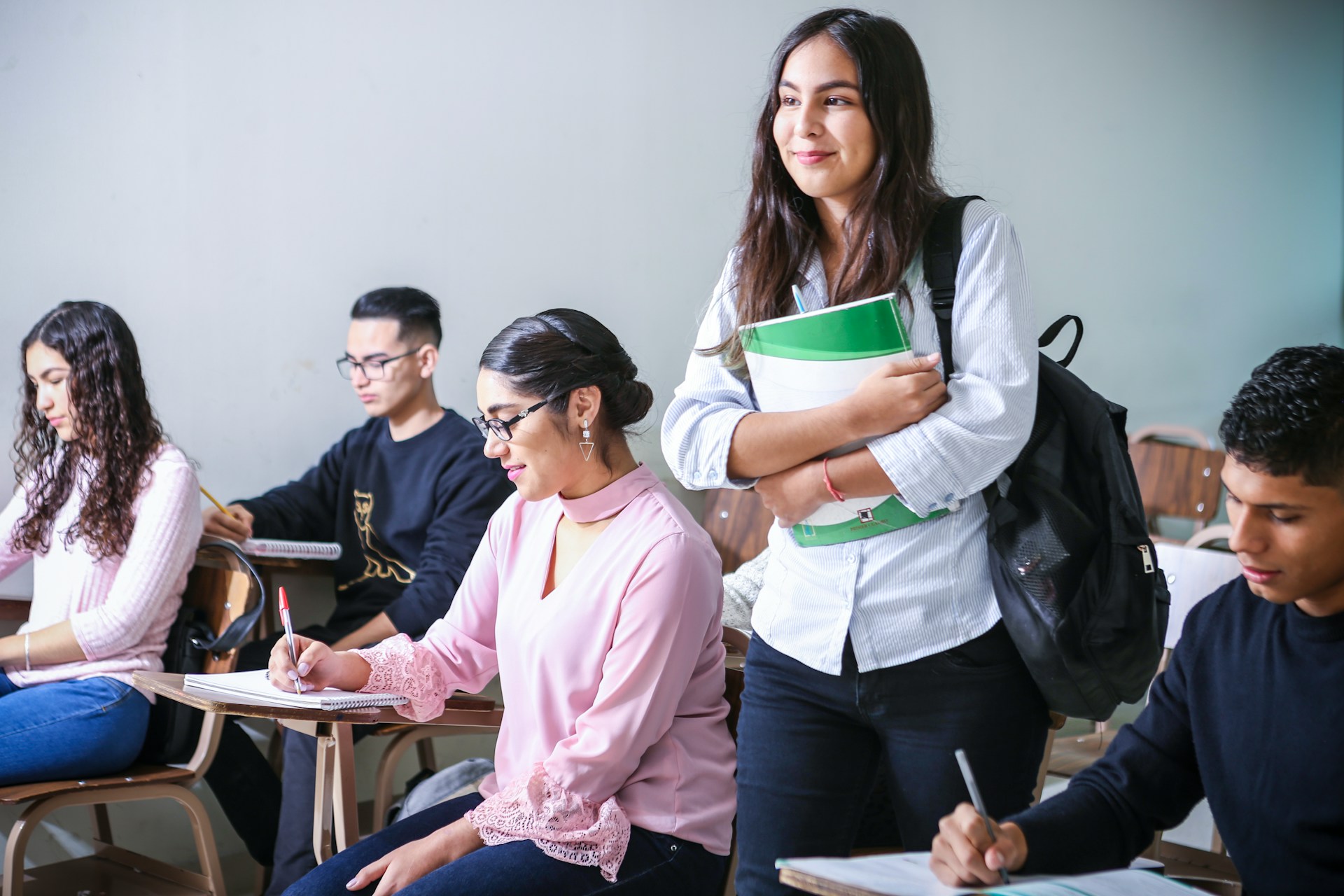 Estudiantes en un aula / Foto de javier trueba en UNSPLASH
