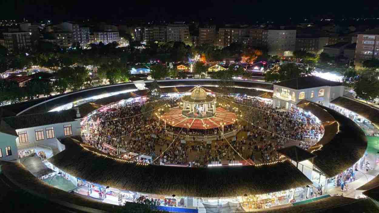 Imagen aérea del Recinto Ferial de Albacete, reconocido por su forma circular. Turismo Castilla-La Mancha.