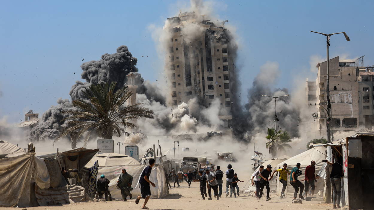 Israel ordena a millones palestinos abandonar Gaza y acinarse en otra zona objetivo de bombardeos. EP.