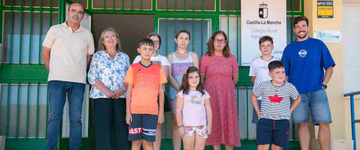 De los 70 colegios cerrados por Cospedal a la apuesta de Page por las escuelas rurales con solo tres niños
