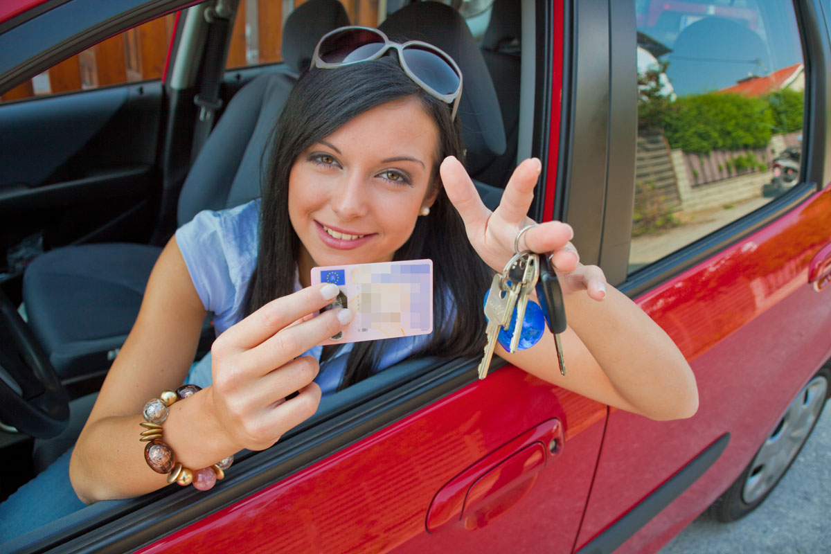 ¿Cuánto cuesta sacarse el carnet de conducir en tu ciudad?