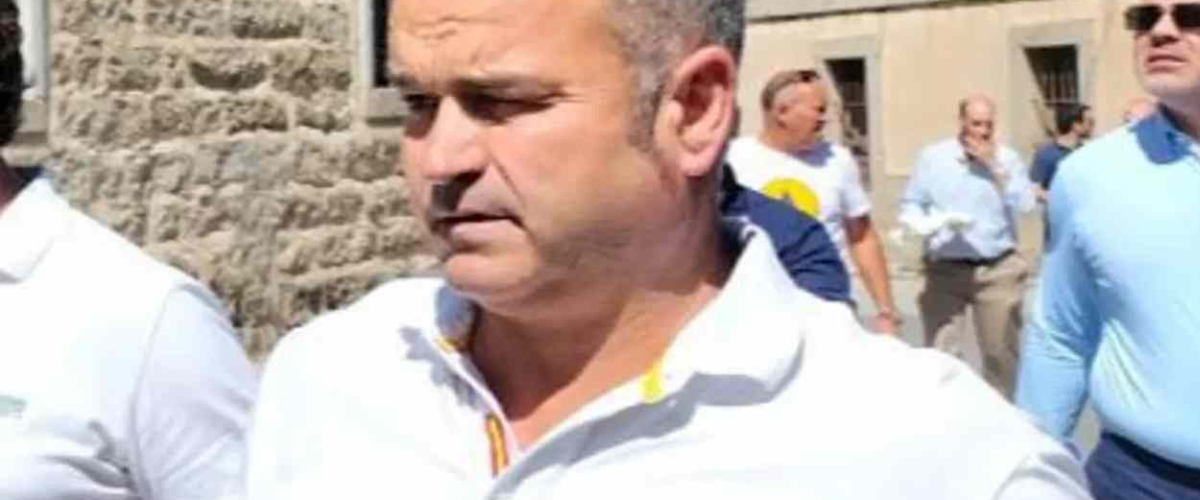 El alcalde de Vox de Villacastín (Segovia), detenido por agredir a su mujer