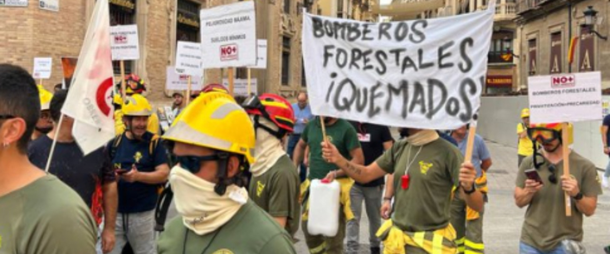 Bomberos forestales, en pie de guerra en Murcia para exigir un servicio 100% público y condiciones laborales dignas