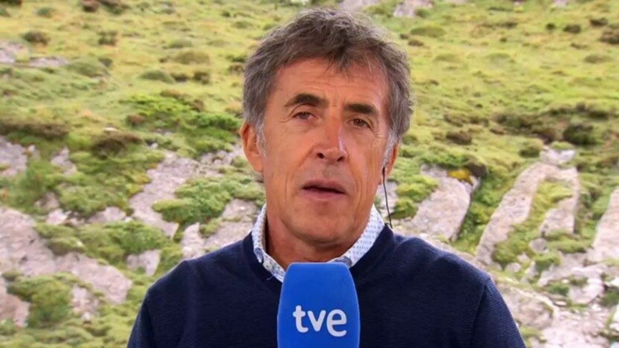 Perico Delgado en la retransmisión de La Vuelta. TVE