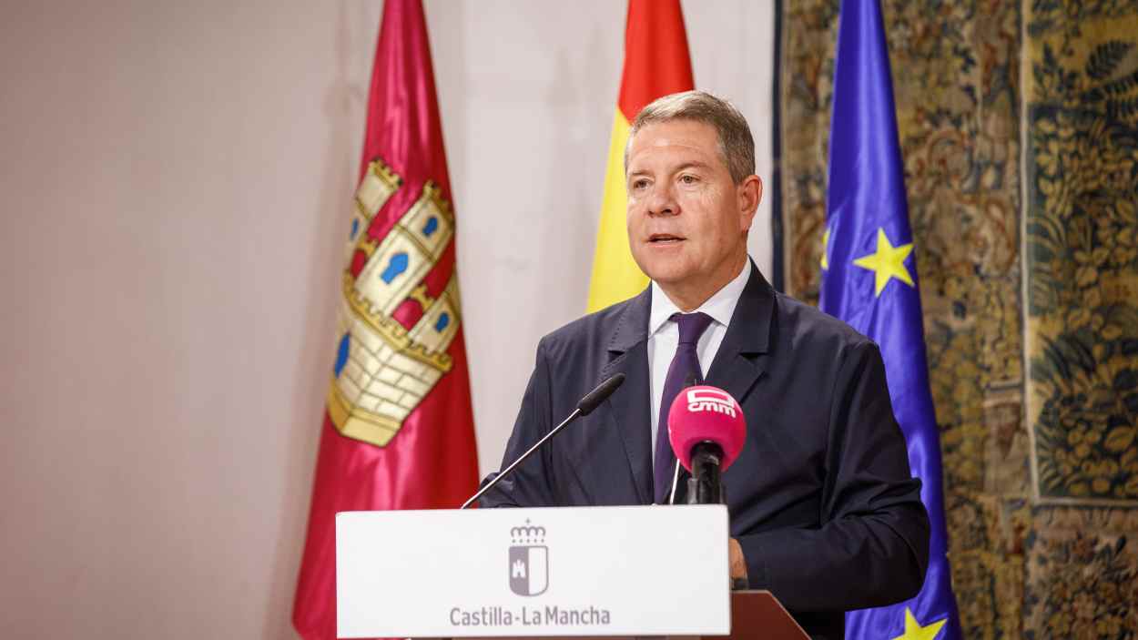 El presidente de Castilla-La Mancha, Emiliano García-Page, este lunes en el Palacio de Fuensalida