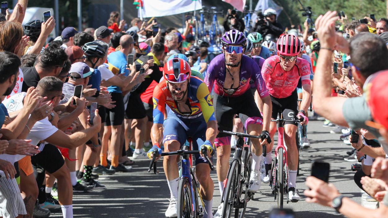 La Vuelta Ciclista en su llegada a la Comunidad de Madrid. EP.