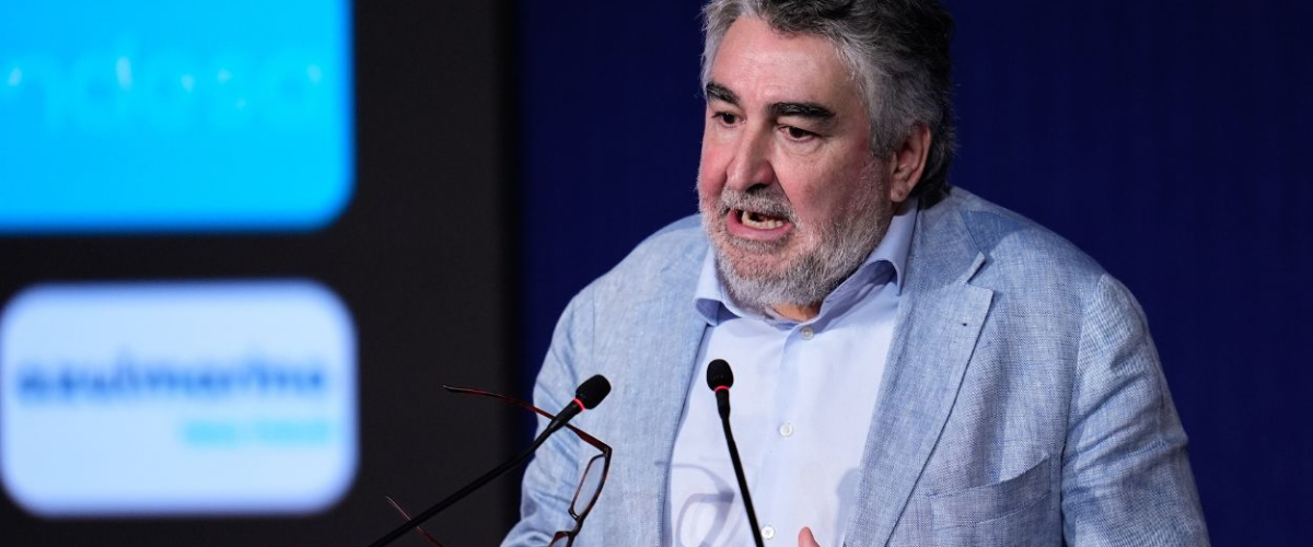 Moncloa responde a las críticas de la UCI: “Blanquear un genocidio atenta contra los valores del deporte”