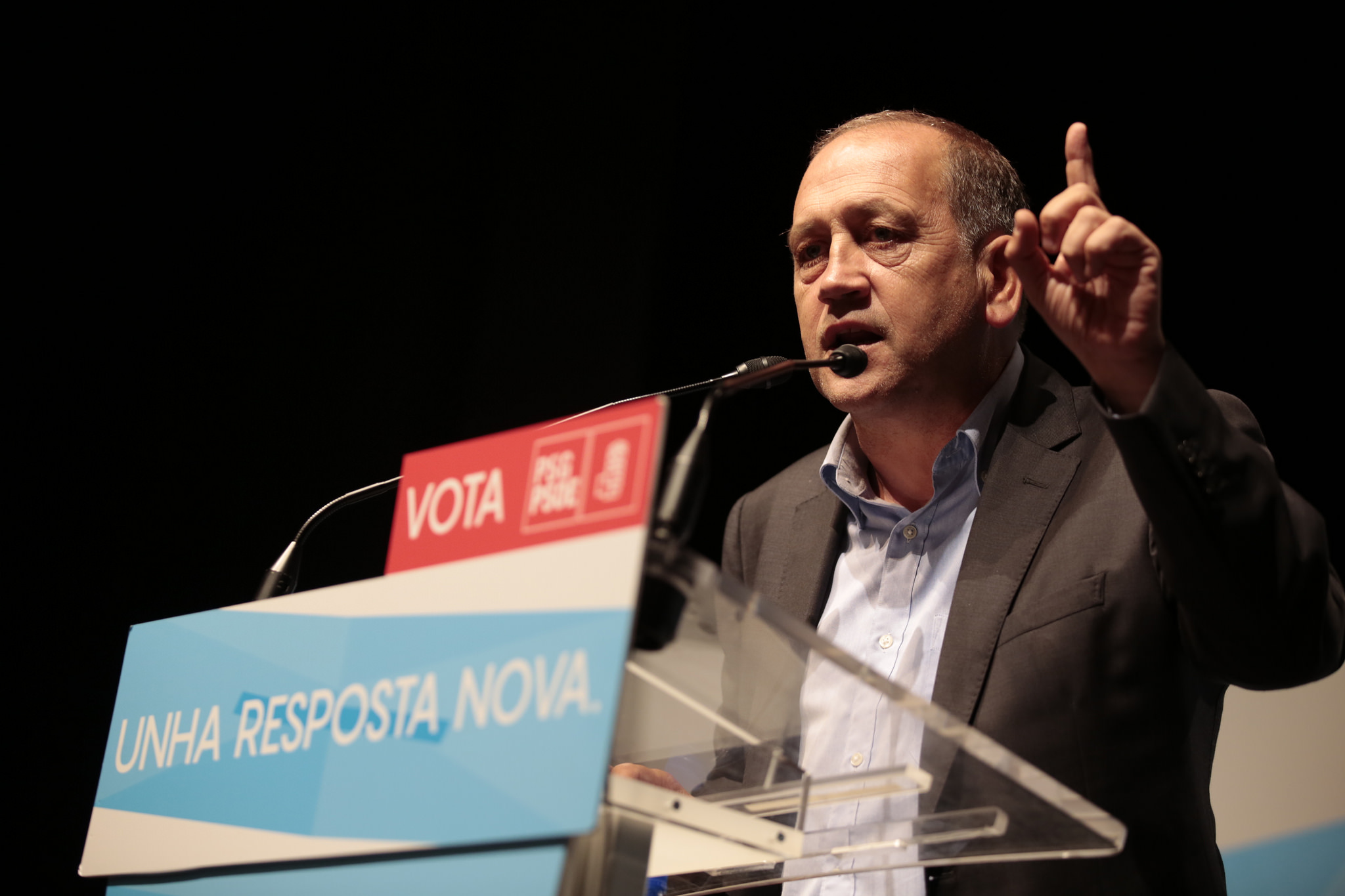 Xoaquín F. Leiceaga durante un mitin del PSdeG en las elecciones gallegas. Xoaquín F. Leiceaga durante un mitin del PSdeG en las elecciones gallegas.
