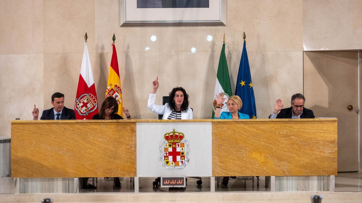 María del Mar Vázquez en una imagen de archivo en el pleno de Almería. EP