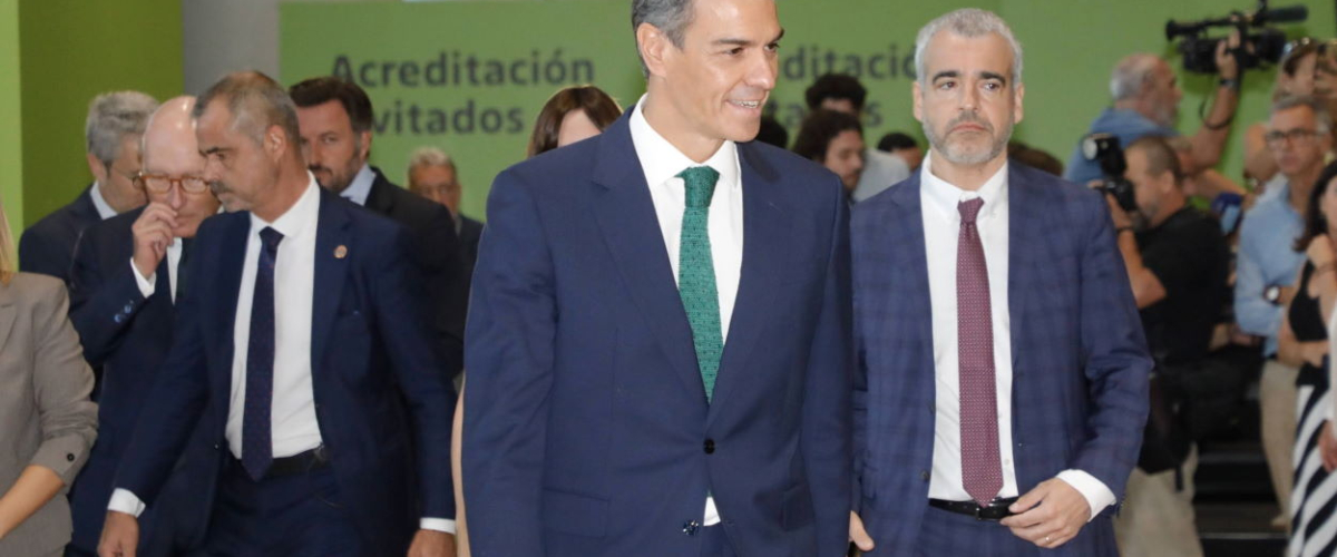 Sánchez anuncia una inversión de 13.000 millones de euros en AENA