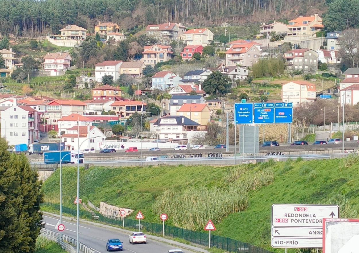 Imagen de la autopista AP-9 a su paso por Vigo (Foto: Europa Press/Archivo).