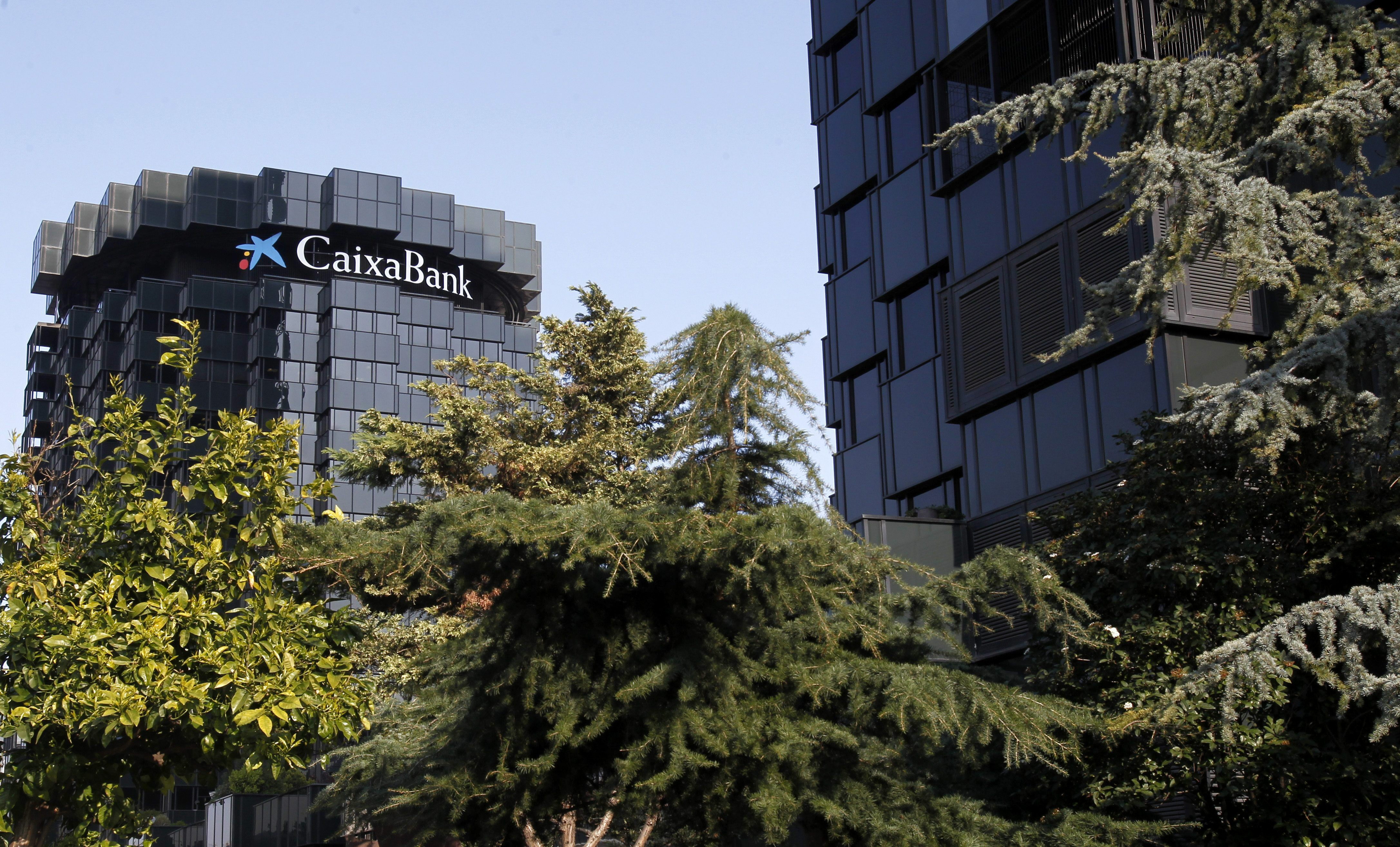 Sede de Caixabank en la avenida Diagonal de Barcelona