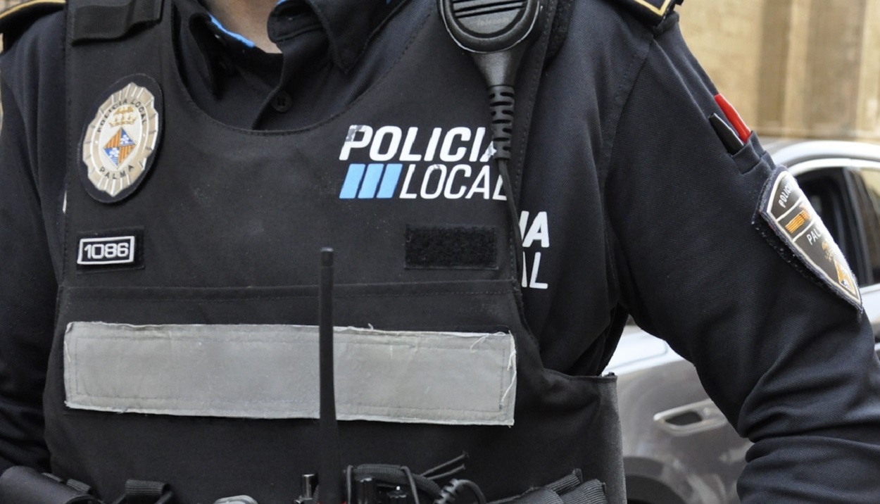 Imagen de una agente de Policía local. EP