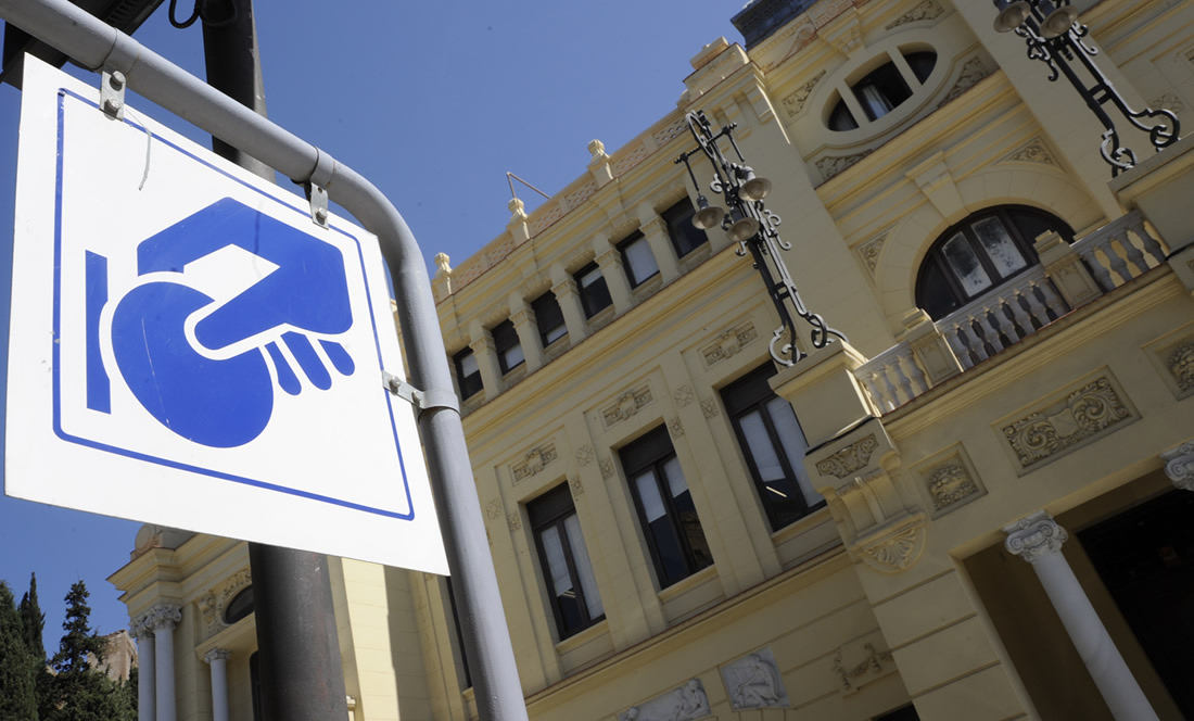 Presunta trama de corrupción en Málaga: Exigen esclarecer un posible desfalco millonario de euros en una empresa del Ayuntamiento.