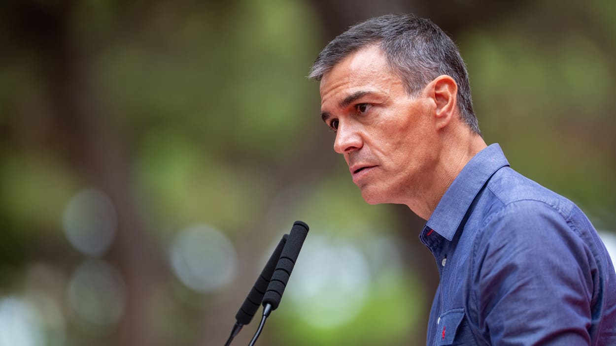 El presidente del Gobierno, Pedro Sánchez, interviene durante la Fiesta de la Rosa del PSC. EP.