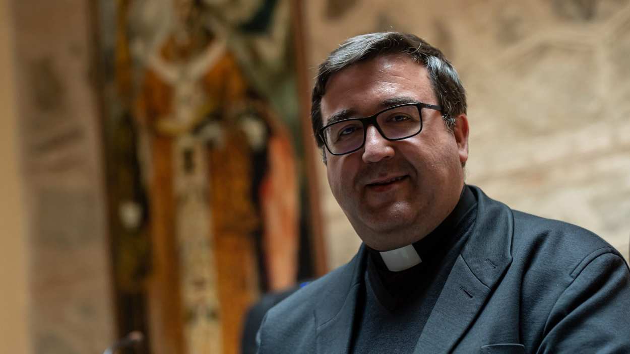 Imagen de Carlos Loriente, el sacerdote detenido cuando se dirigía a una fiesta en Torremolinos. Archidiócesis de Toledo. 