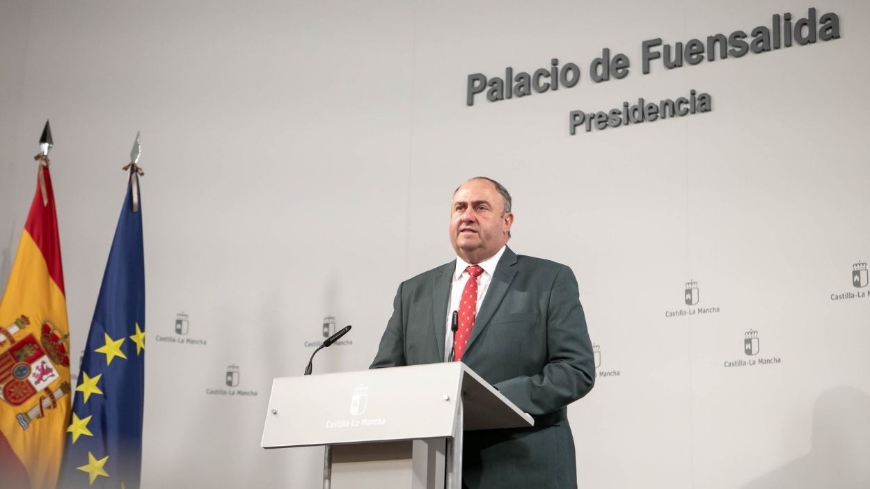 Julián Martínez Lizán, consejero de Agricultura de Castilla-La Mancha. EP.