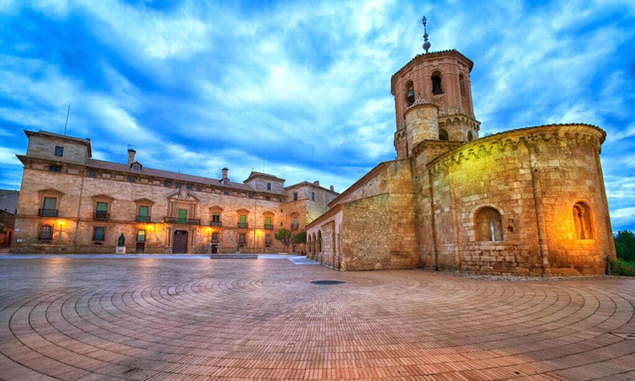 Almazán, una fortaleza medieval bañada por el Duero (Foto: Ayuntamiento de Almazán)