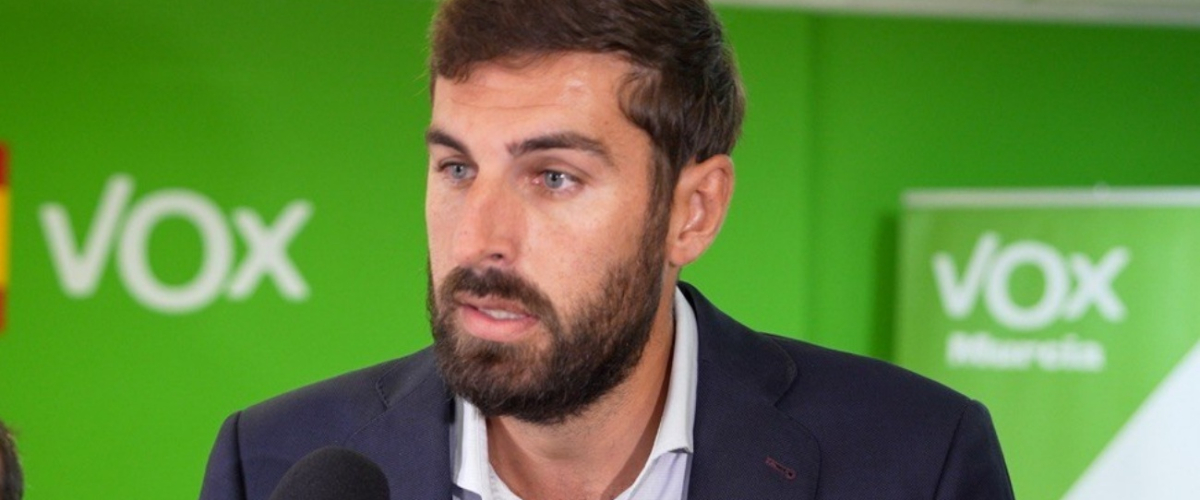 Vox intensifica la 'caza' del inmigrante en Murcia: pedirá cerrar todos los centros de la región