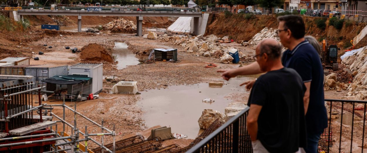 Valencia, epicentro de las fuertes tormentas: calles inundadas, carreteras cortadas y clases suspendidas