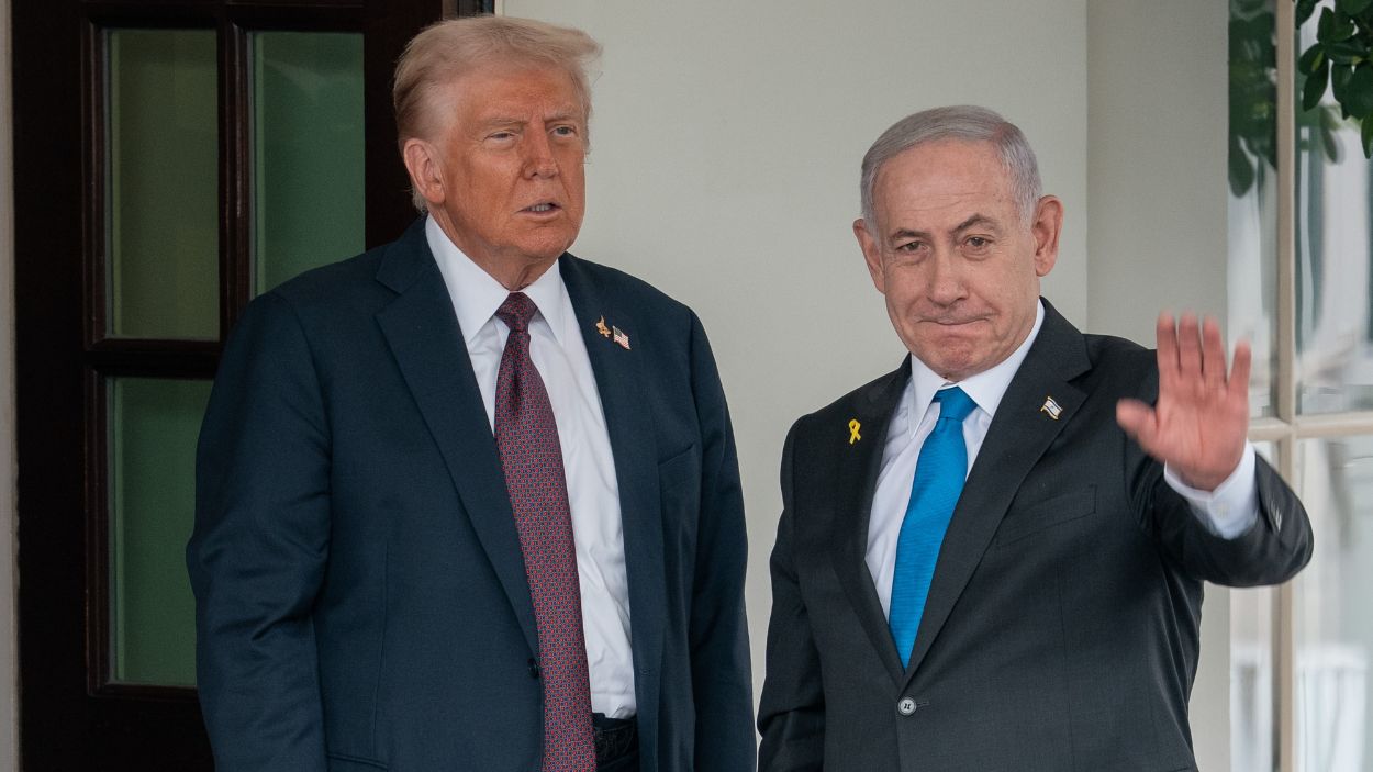 El presidente de Estados Unidos, Donald Trump, y su homólogo israelí, Benjamín Netanyahu, previamente a su reunión en la Casa Blanca. EP.
