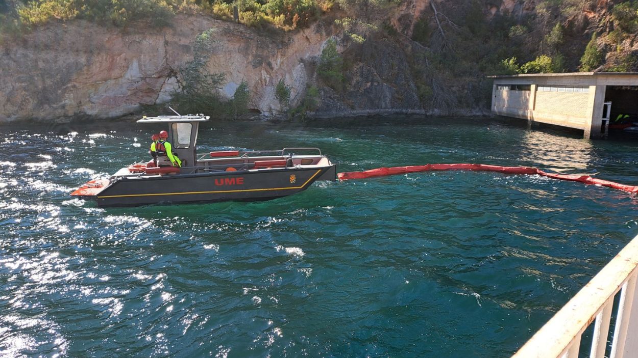 Simulacro de emergencia de Naturgy y la UME en el complejo hidroeléctrico de Bolarque
