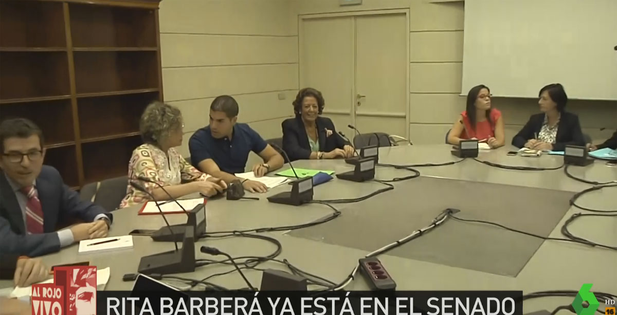 Rita Barberá en la reunión del Grupo Mixto en el Senado