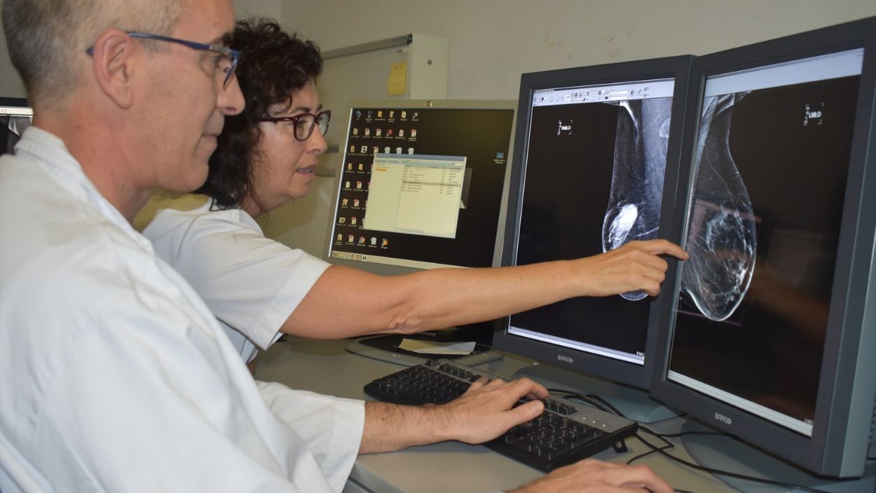 Imagen de archivo de un programa de detección de cáncer de mama / EP