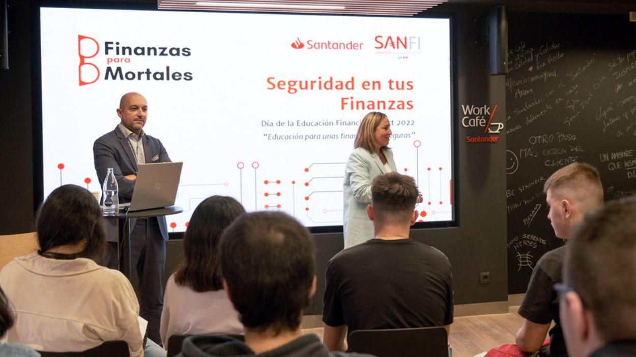 Clase de Eduación Financiera del Banco Santander