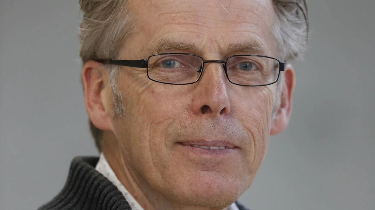 Heino Stöver es profesor de Ciencias Sociales y de la Salud, Universidad de Ciencias Aplicadas de Fráncfort