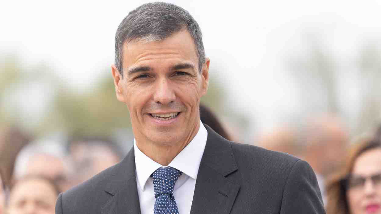 Sánchez hace frente al retroceso que PP y Vox. EP
