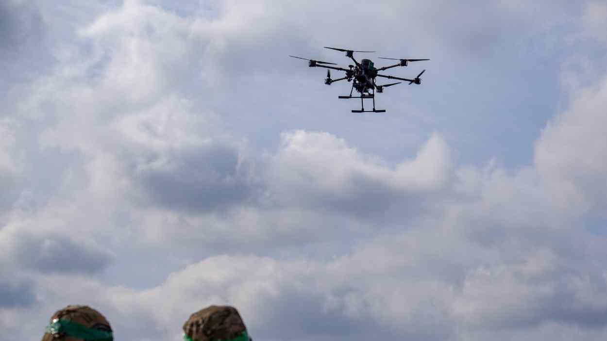 Muere un fotoperiodista francés en un ataque con un dron en Ucrania. EP