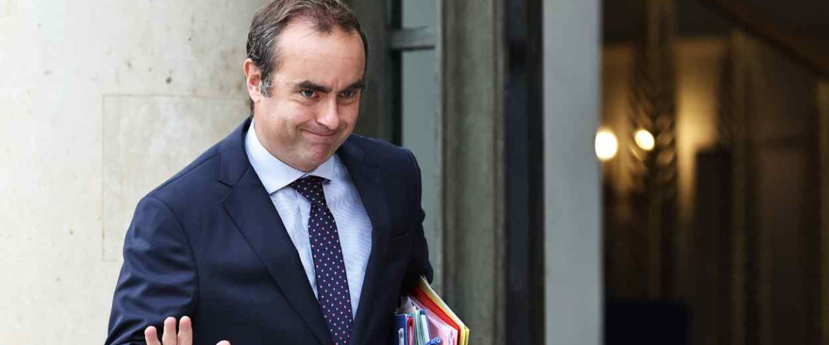 Macron da dos días a Lecornu para que negocie con el resto de partidos en un busca de un acuerdo para evitar elecciones