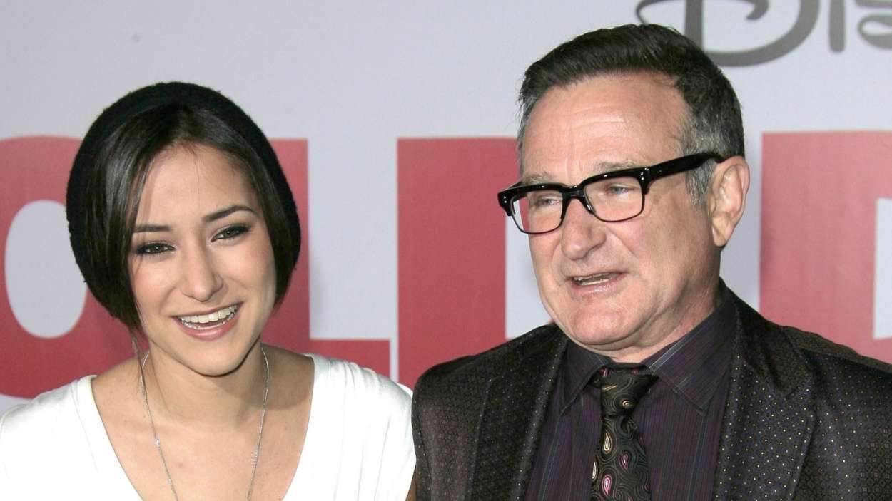 La hija de Robin Williams estalla contra los vídeos de su padre generados con IA