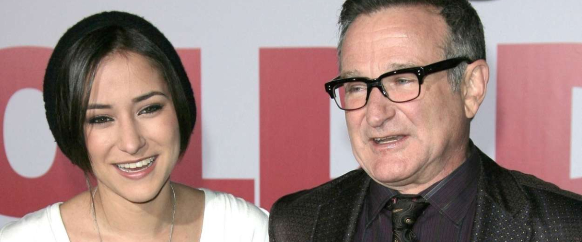 La hija de Robin Williams estalla contra los vídeos de su padre generados con IA: “Es asqueroso y no es lo que él querría”