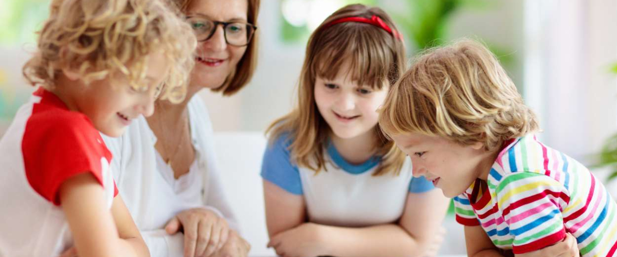 La ciencia lo confirma: jugar a juegos de mesa mejora la memoria y el rendimiento escolar de los niños